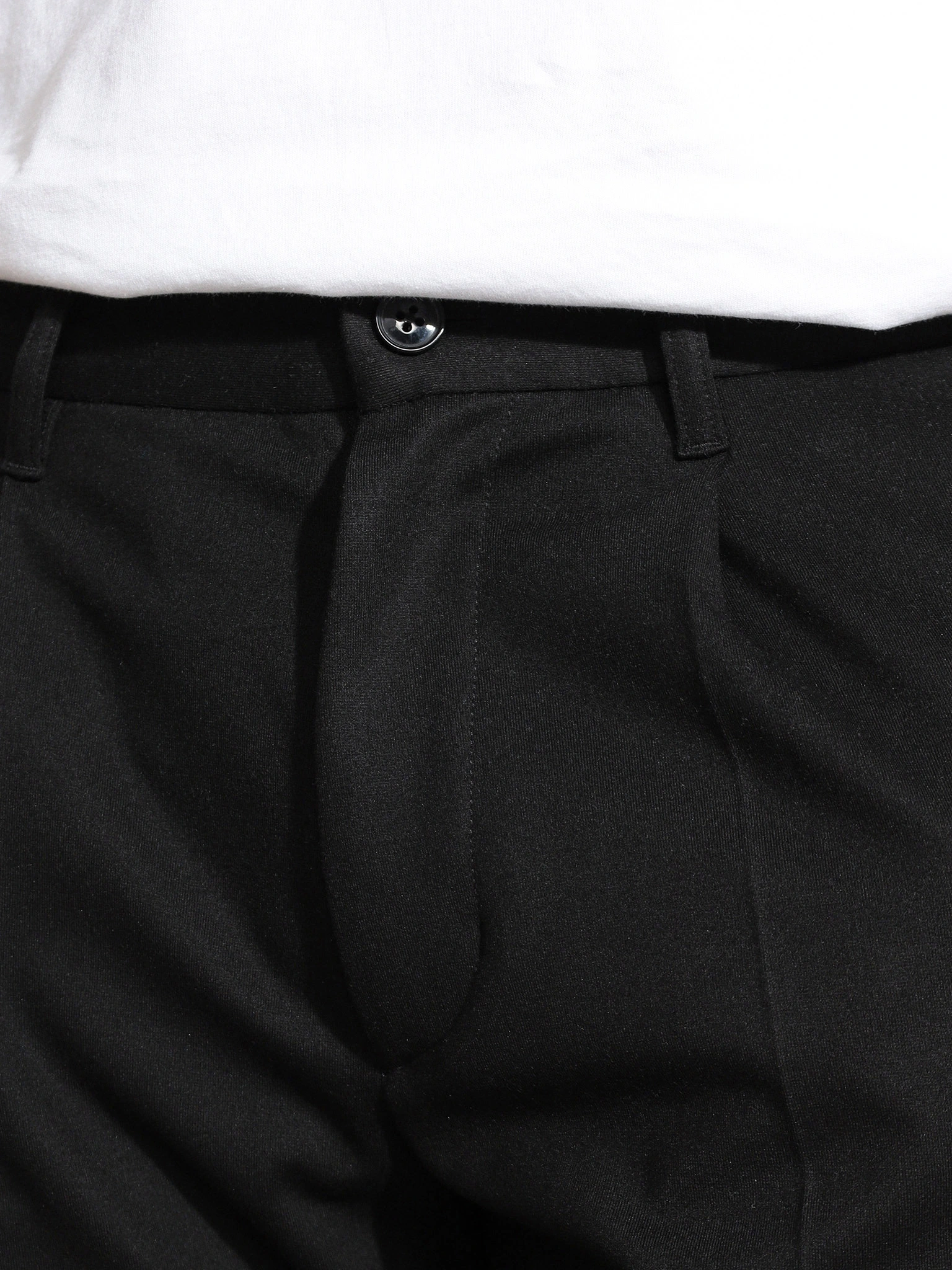 Брюки трикотажные черного цвета 